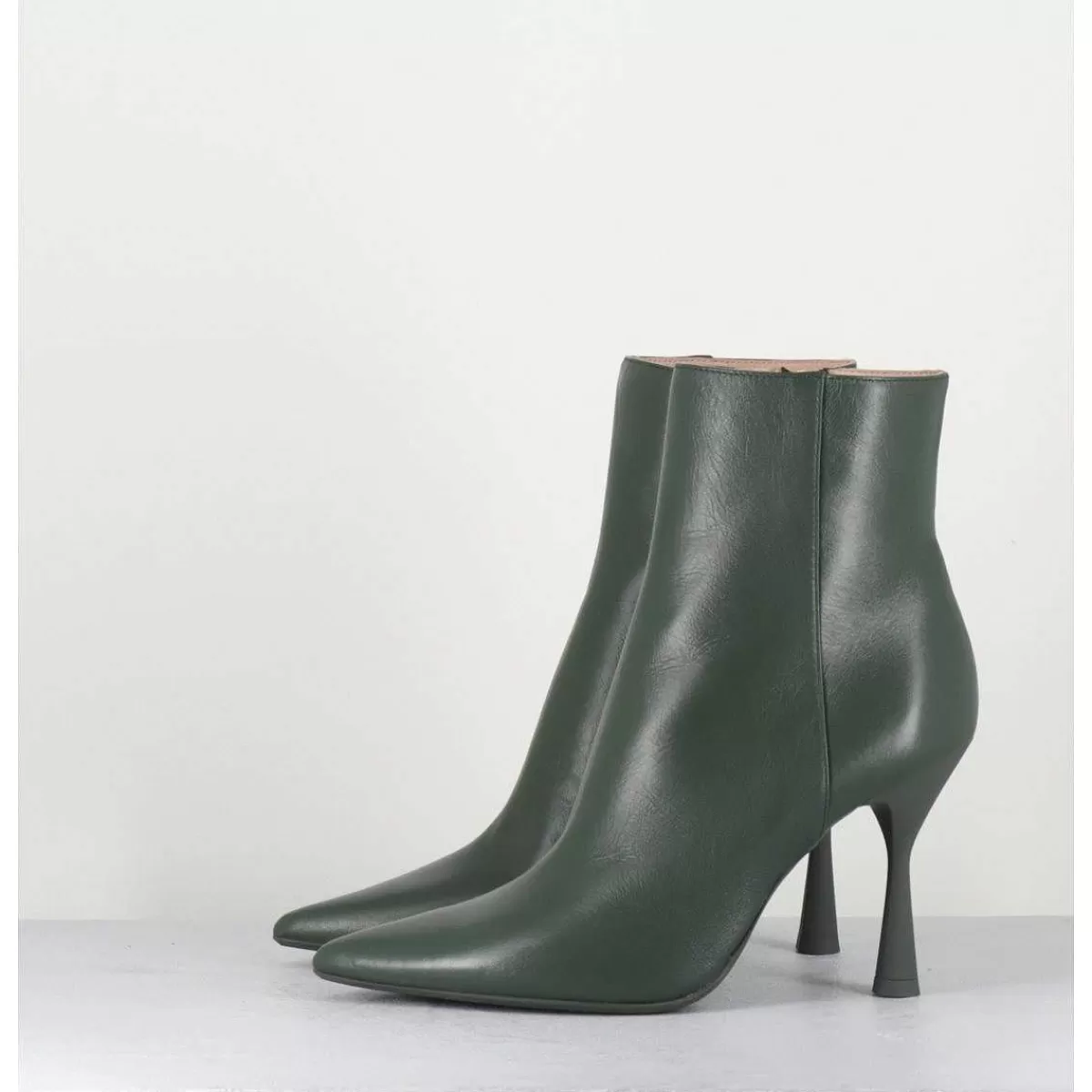 Outlet Boots Bout Pointu En Cuir Souple Vert - Dea Cappy Femmes Boots