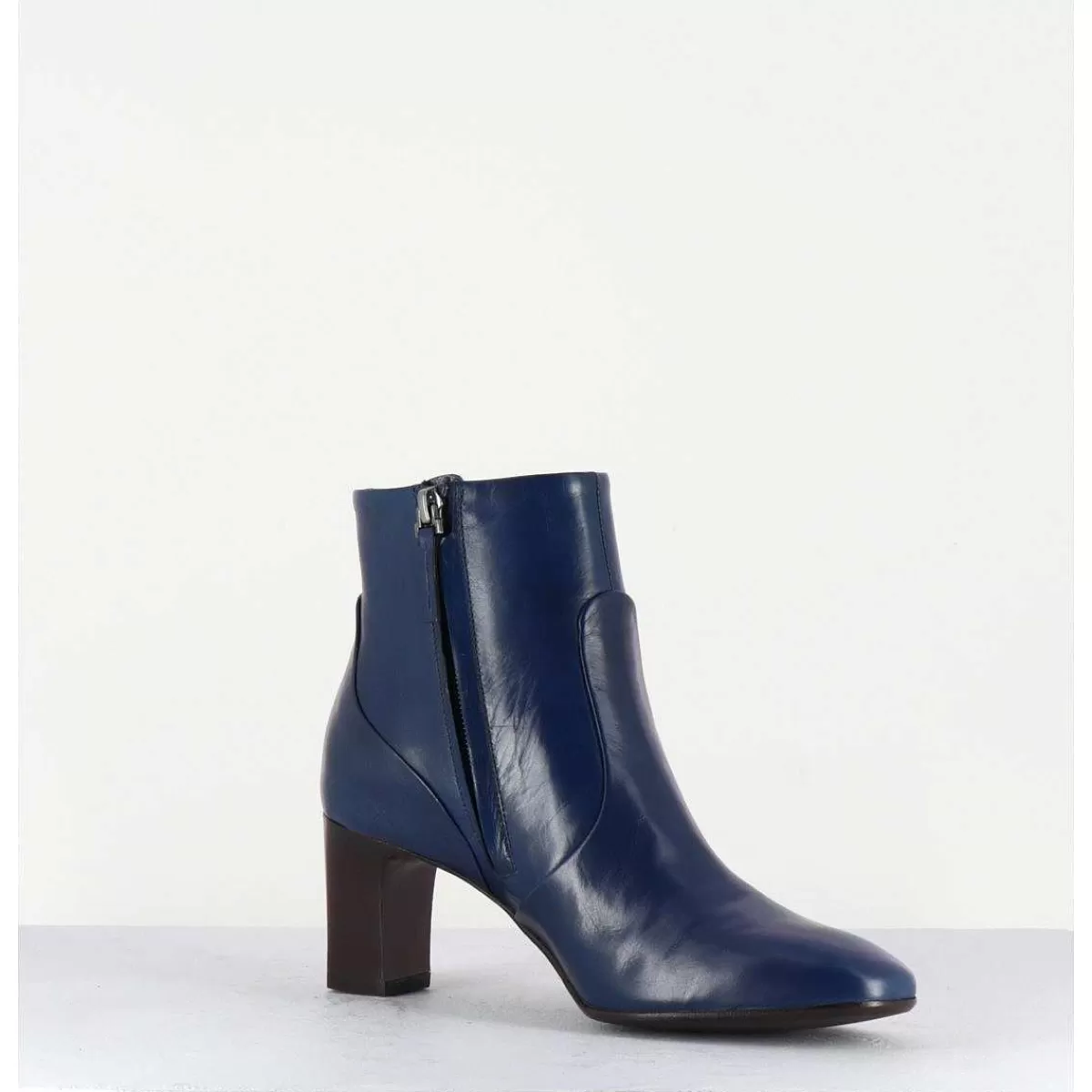 Shop Boots En Cuir Bleu Souple - F570 Marine Femmes Boots