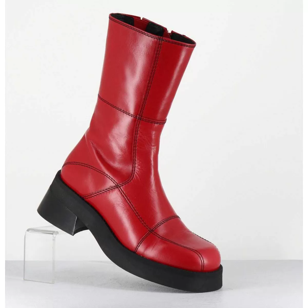 Sale Boots En Cuir Rouge & Surpiqures Noires - Heya Red Boots Femmes Boots