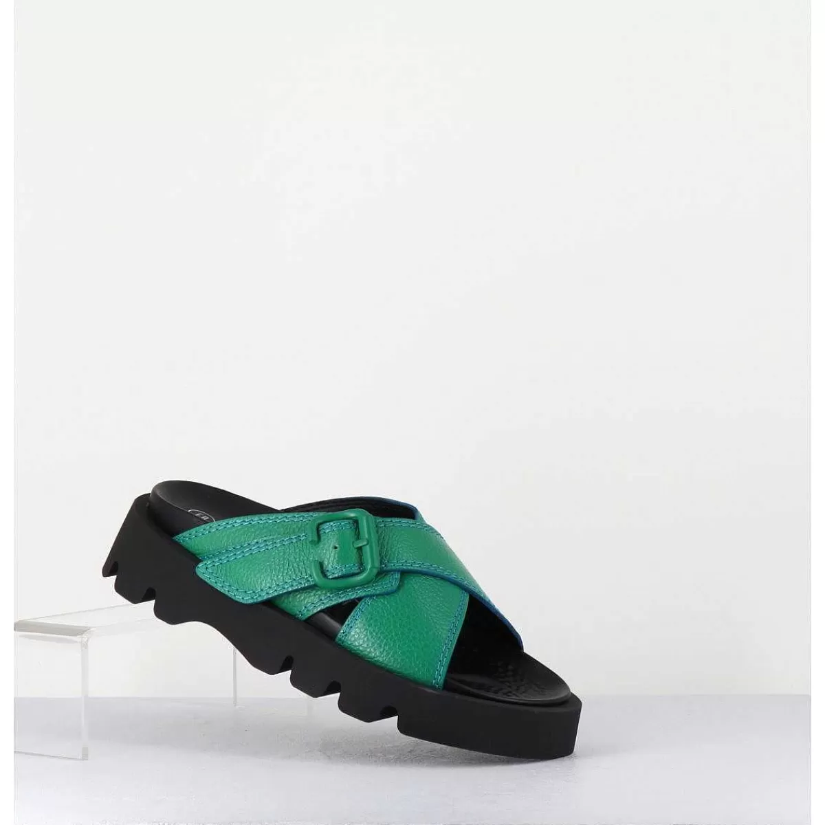 Flash Sale Mules En Cuir Vert Semelle Crantee - Lacey Green Sandals Femmes Sandales