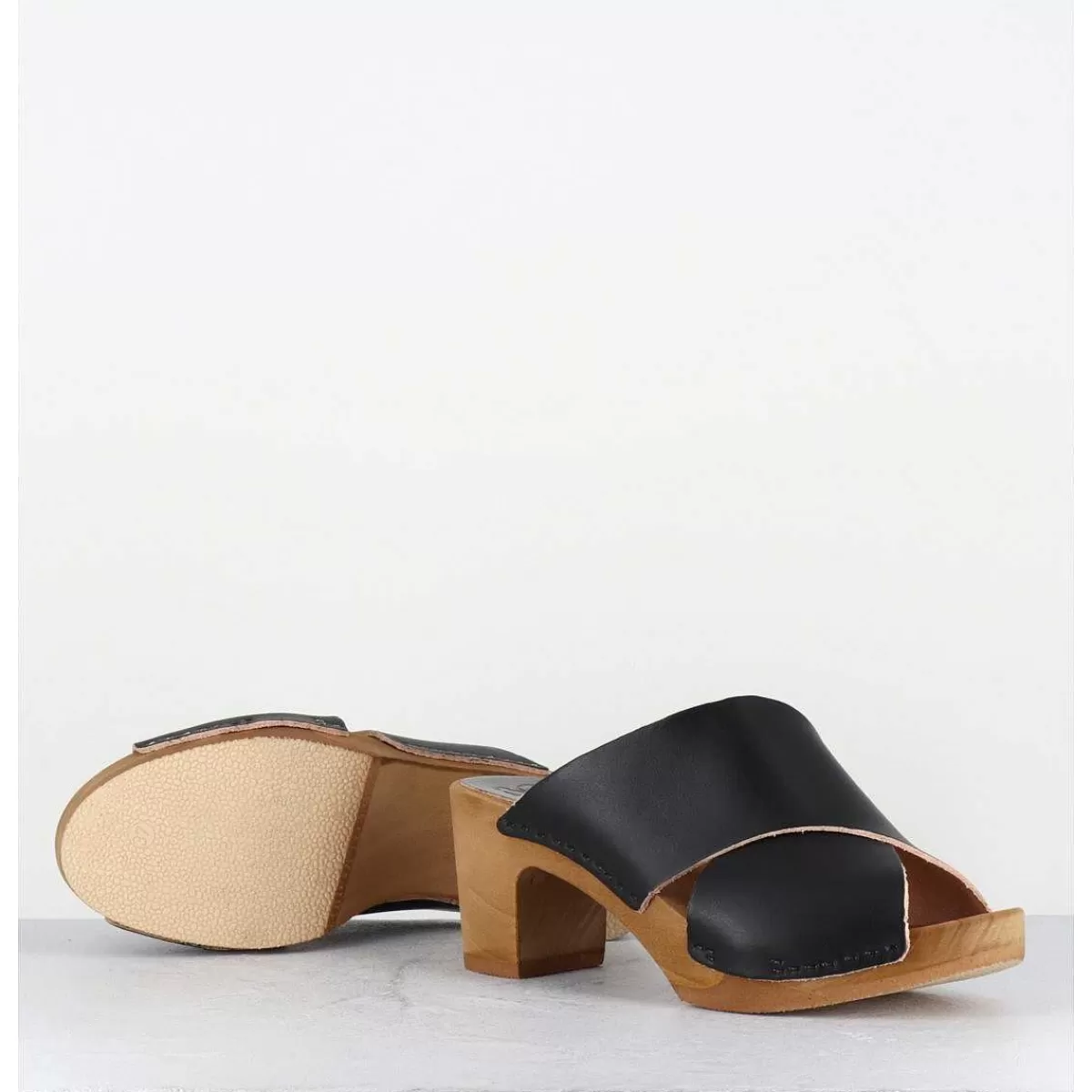 Cheap Mules Sabots En Cuir Noir - Rita-Veg Noir Femmes Sabots