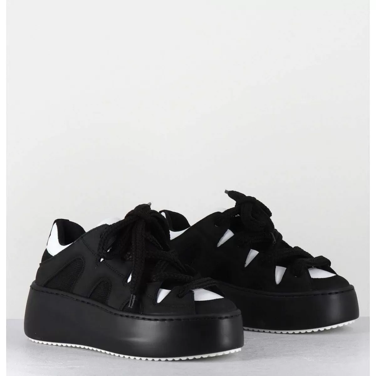 Sale Sneakers En Cuir Noir & Blanc Y2K - 1D7366D Nabuck Black Femmes Sneakers