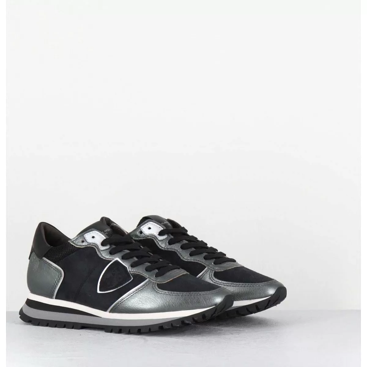 Shop Trpx Low Anthracite Noir Femmes Sneakers